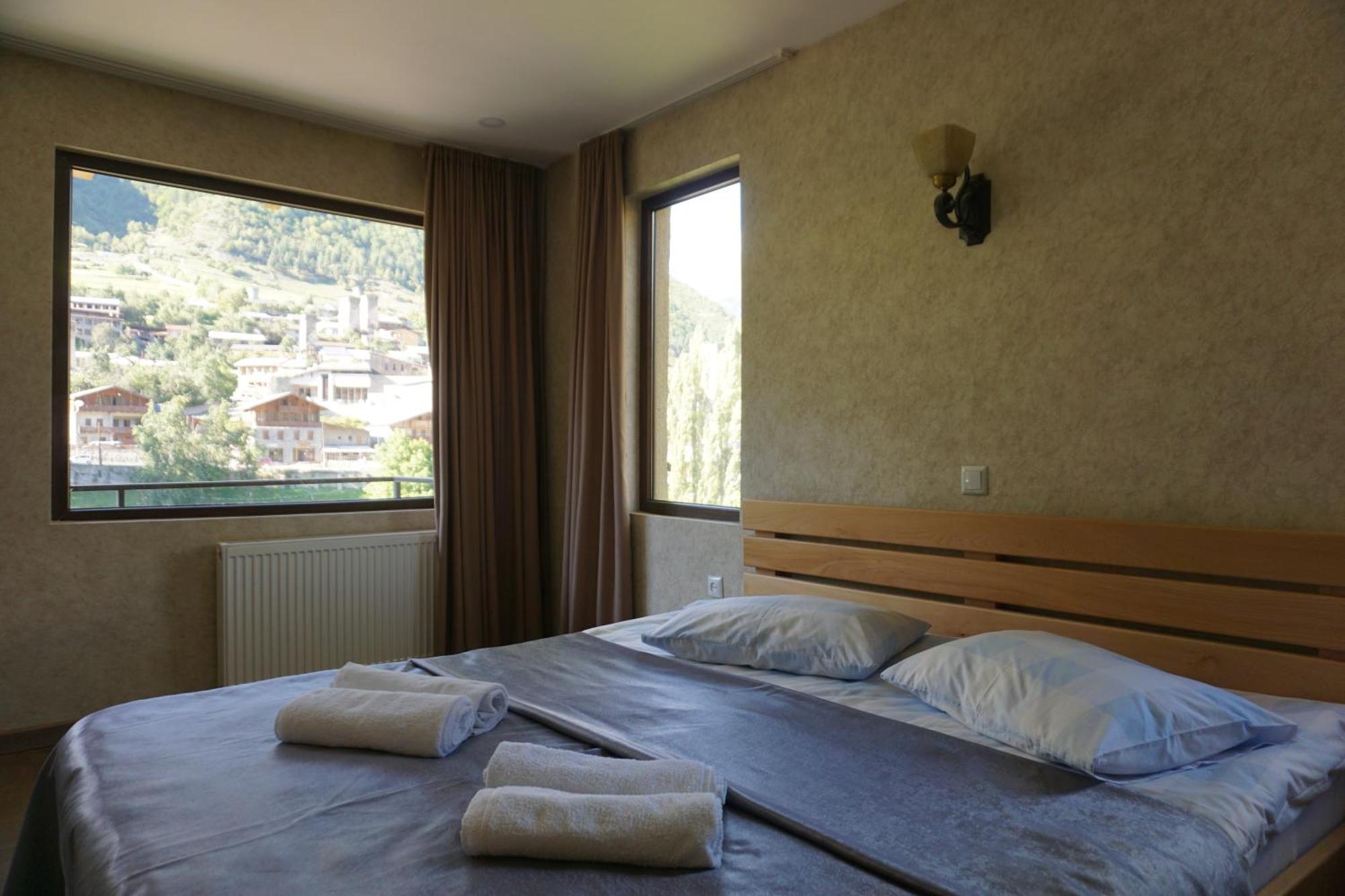 Mestia Panorama 外观 照片